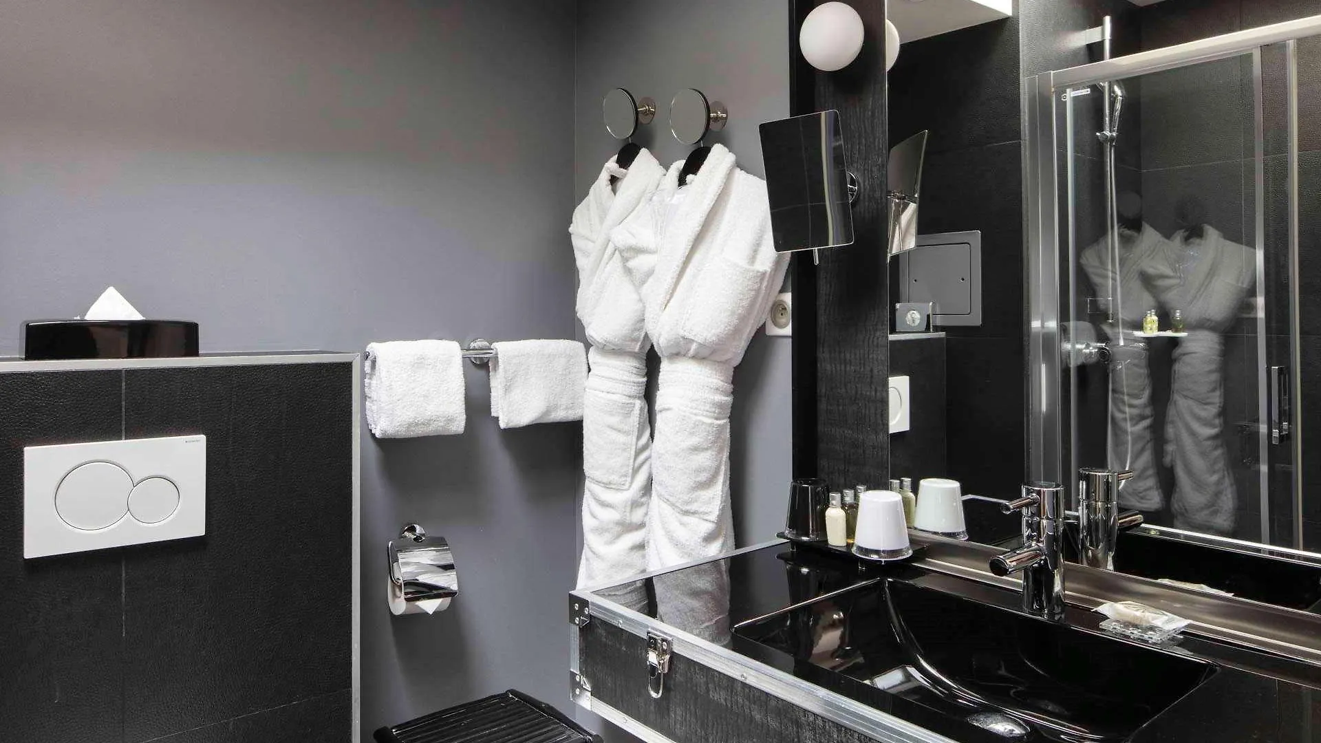 Hotel Le 123 Sebastopol - Astotel 4*