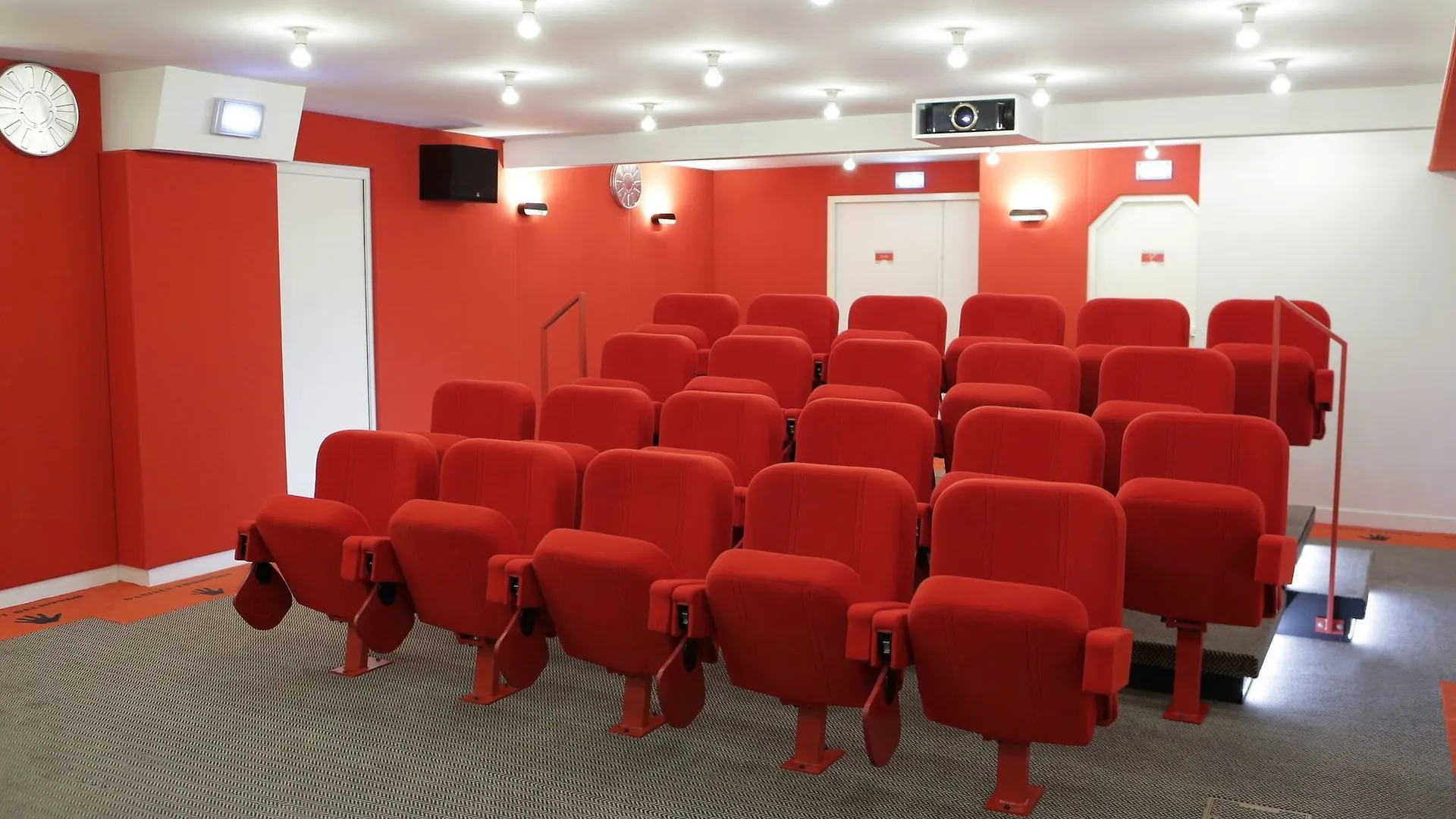 Le 123 Sebastopol - Astotel Hotel